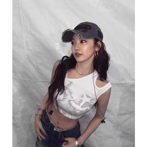 Ningning–Aespa Inspo An Irregular White Camisole Top