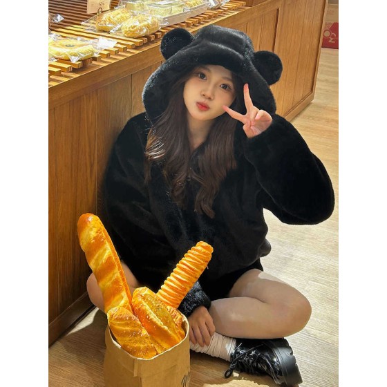 Black/White Hooded Lamb Wool Jacket Stray Kids -KPOP Inspo Outfits