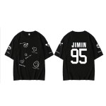 ステージ上の黒い半袖tシャツptd bts kpop衣装