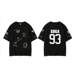 ステージ上の黒い半袖tシャツptd bts kpop衣装