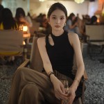 デザイナーブラック非対称ストラップカジュアルトップストレイ・キッズ- kpop inspo衣装