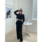 gala stray kidsのための腰をcinchingクロップブレザー- kpop inspo衣装